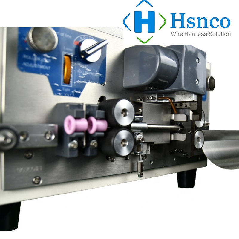 Máy tuốt vỏ ngoài và lõi trong HS-BX905-1